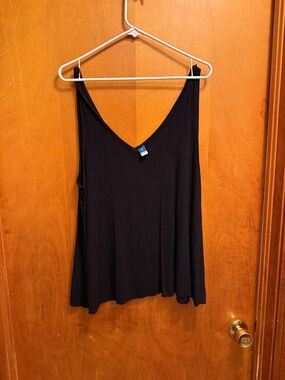 Old Navy Black V-Neck Ribbed Tank Top